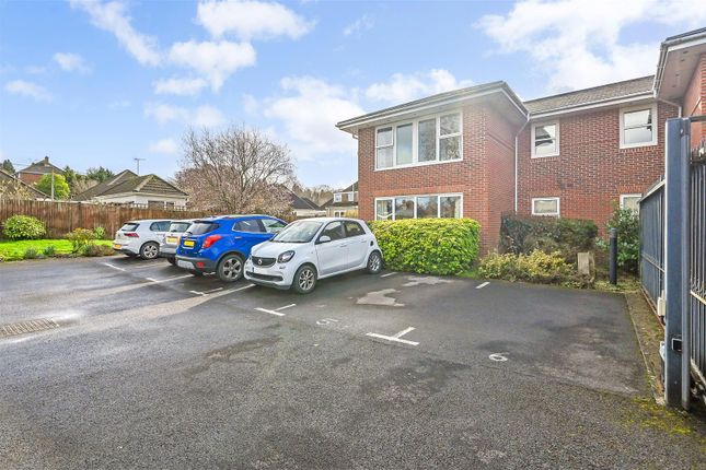 Flat for sale in Palmerston House, Botley Road, Romsey, Hampshire