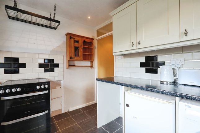 233, Dovehouse Drive, Warwick photo 3