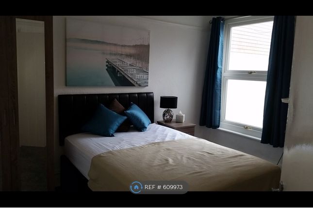 Room To Rent In Maybury Road Woking Gu21 Zoopla