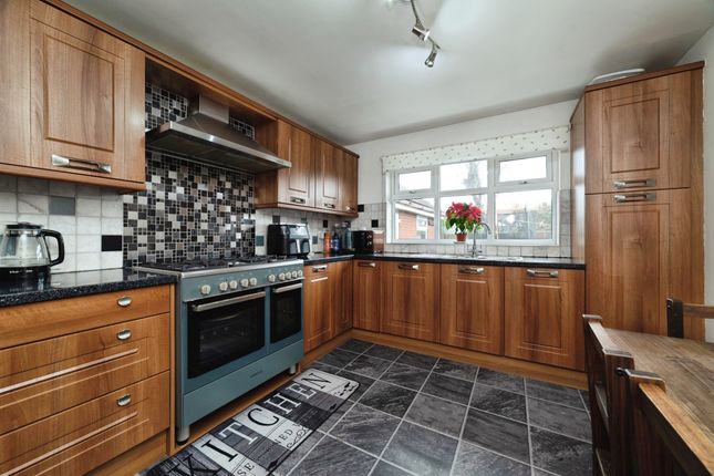 91, Mill Rise, Cottingham photo 3
