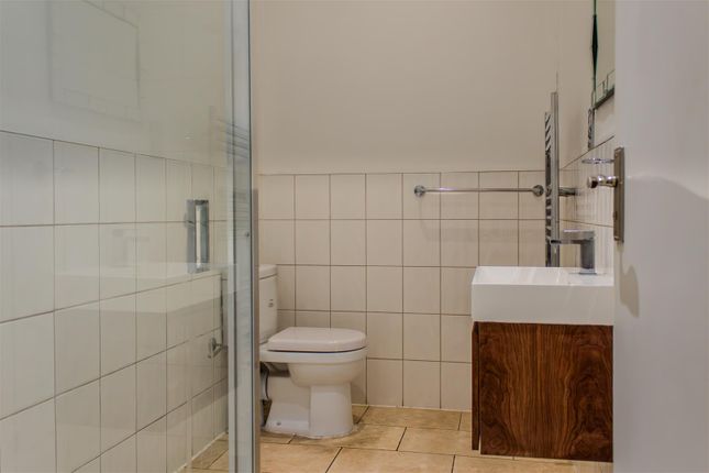 Flat 7, 329-331,, Station Road (J873), Harrow photo 4