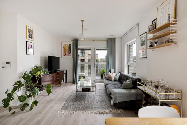 1-bed flat on 38, Lyall House, Shipbuilding Way, Upton Park, £320,000