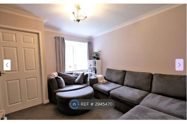 Henty Close, Eccles, Manchester photo 5
