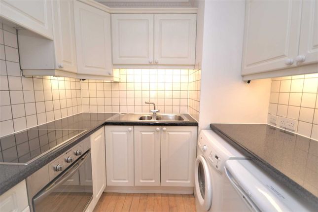 Terraced house for sale in Lupus Street, London