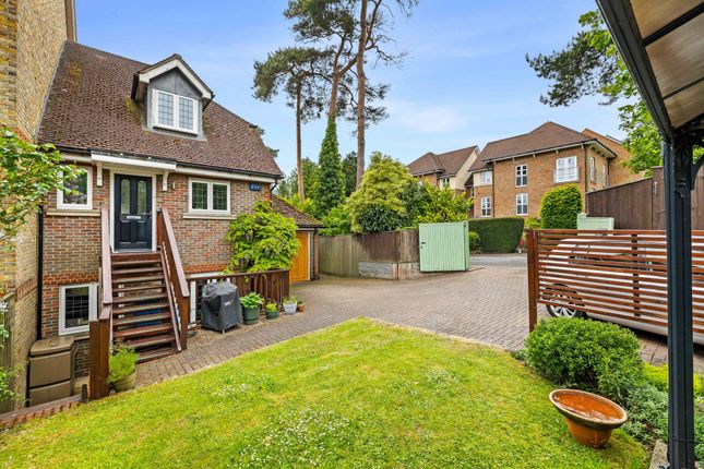 1 Aspen Court Fairfield Road, East Grinstead photo 4