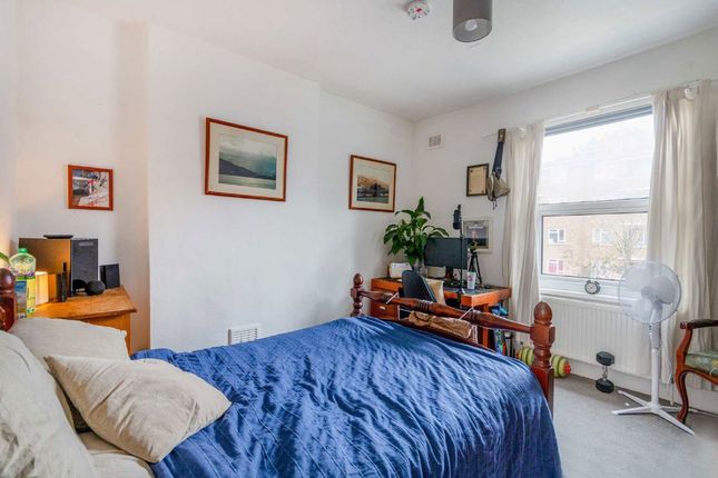 196, Brockley Road, London photo 4