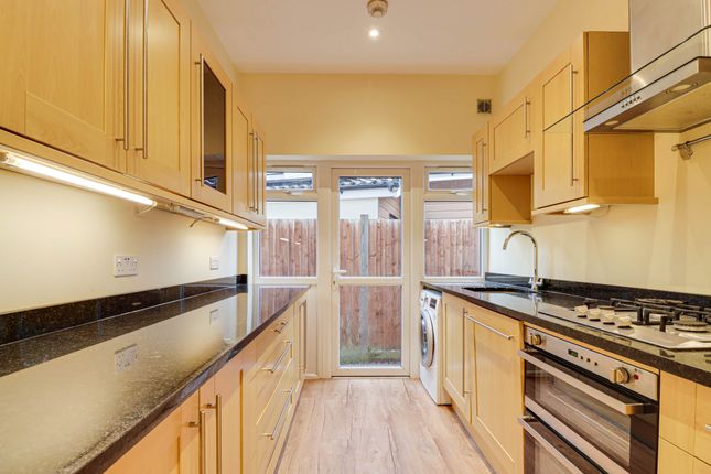 4, Pigeonwick, Harpenden photo 4