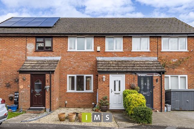 Terraced house for sale in Beverley Gardens, Bicester
