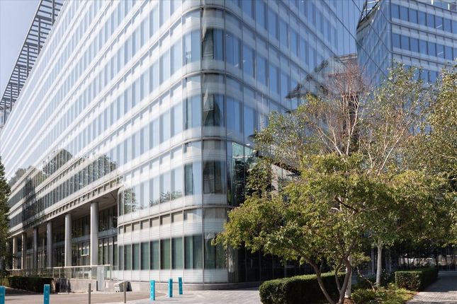 Office to let in 3 More London Riverside, London