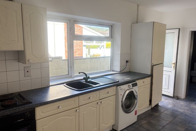5, Edward Street, Neath photo 3