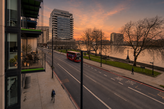 The Dumont, Albert Embankment, London photo 2