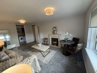 12 Flat 5/5, Cathkinview Place, Langside Court, Glasgow photo 4