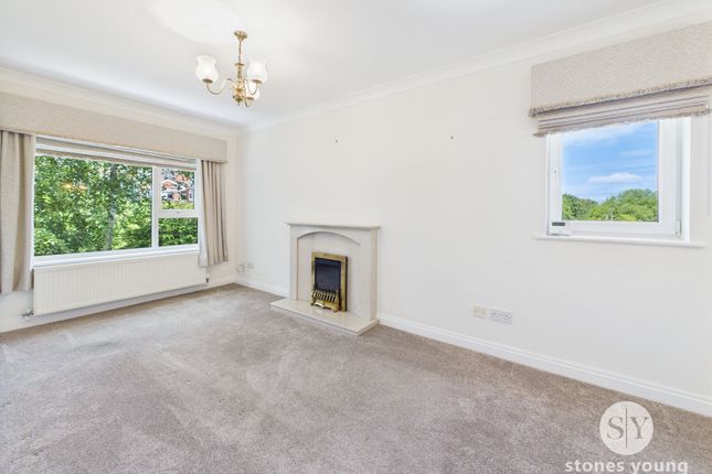43 Kemp Court Whalley New Road, Blackburn photo 2