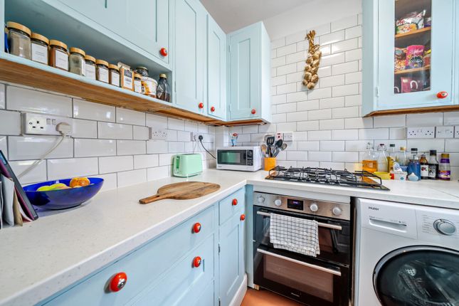 Flat 26, Rother House,, Peckham Rye, London photo 4