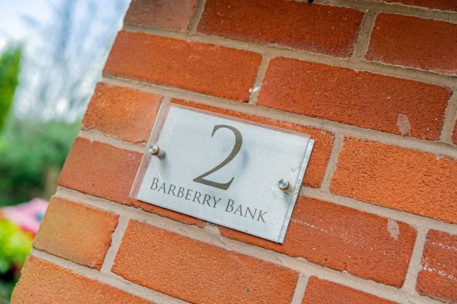 2 Barberry Bank, Bolton photo 3