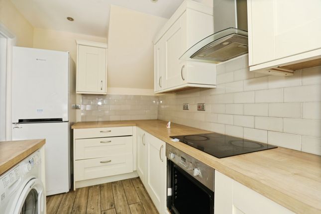 Oakview, 303, Stoneley Road, Cheshire photo 3