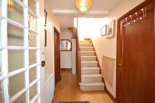 82, Regal Way, Harrow photo 2