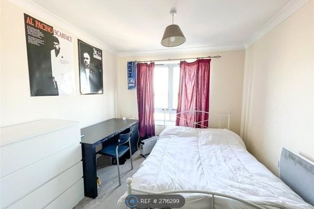 Quayside Drive, Colchester photo 5