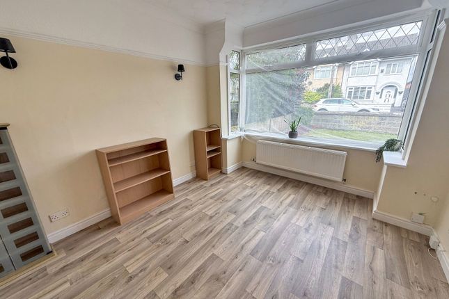 13, Elgar Avenue, Wirral photo 4