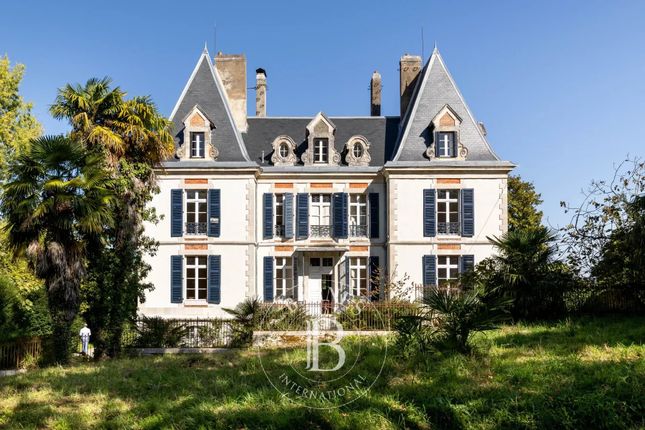 Thumbnail Ch&acirc;teau for sale in Salies-De-Béarn, 64270, France