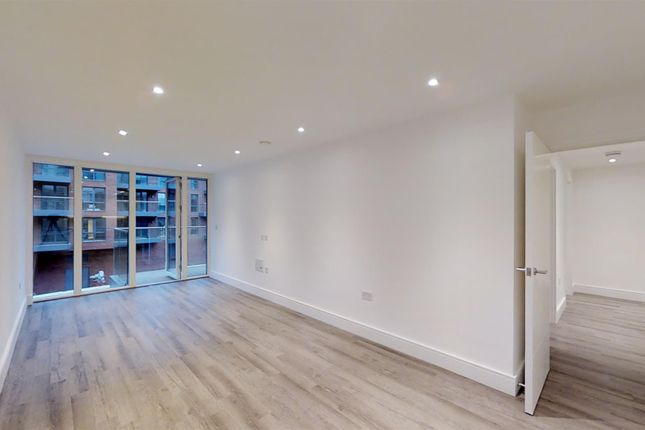 18, 3 Gaumont Place, London photo 3