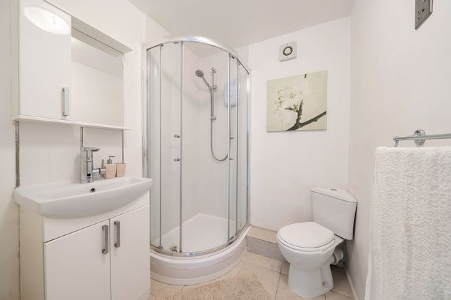 28, Stadium Street, London photo 4