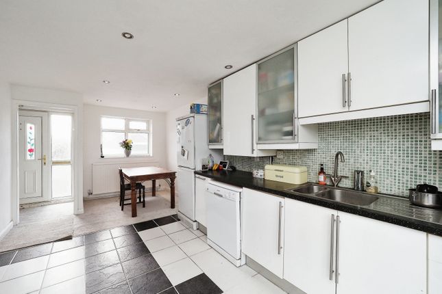 End terrace house for sale in Cavendish Close, Derby