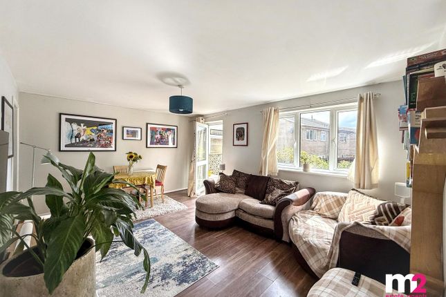 70, Waltwood Park Drive, Newport photo 3
