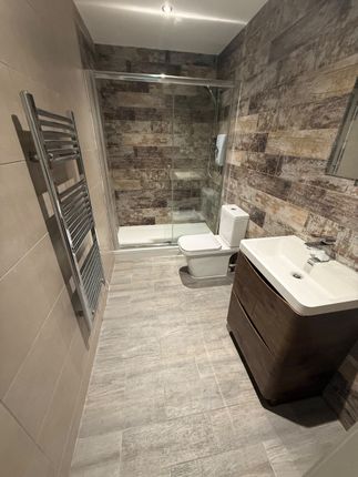 Flat 1 (G01), 46 Peckover street, Bradford photo 2