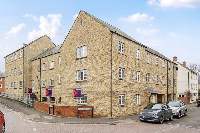 Flat for sale in Home Orchard, Ebley, Stroud, Gloucestershire