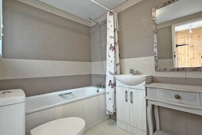 16, Cotford Road, Sidmouth photo 4