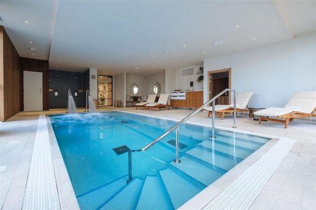 Apt 3, Chapelwood, Wilmslow photo 2