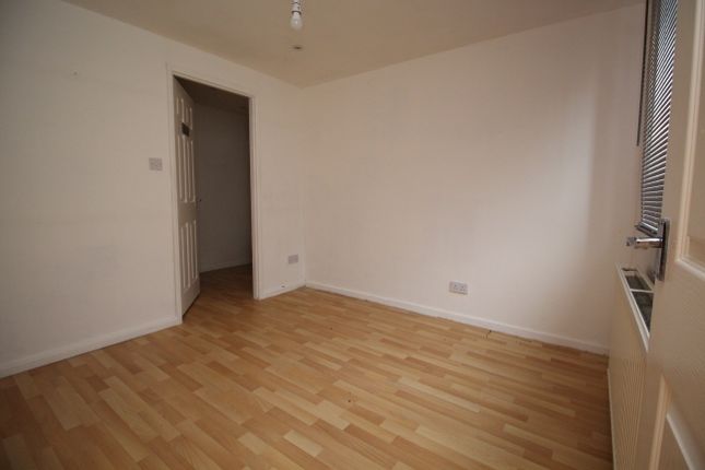 34, South Street, Rotherham photo 5