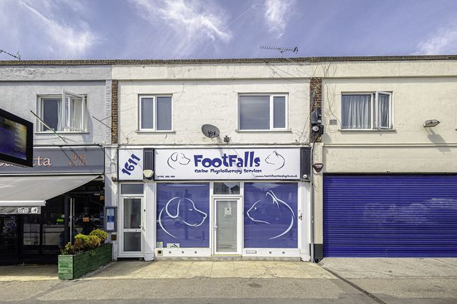 Thumbnail Retail premises for sale in London Road, Leigh-On-Sea