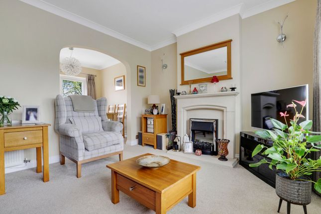 124 Broomhill Road, Nottingham photo 2