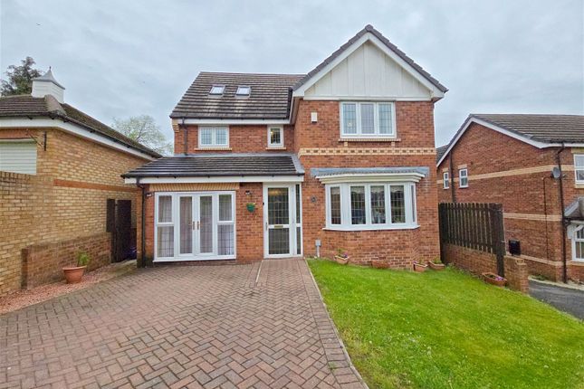 Thumbnail Detached house for sale in Hall Bank, Barnsley