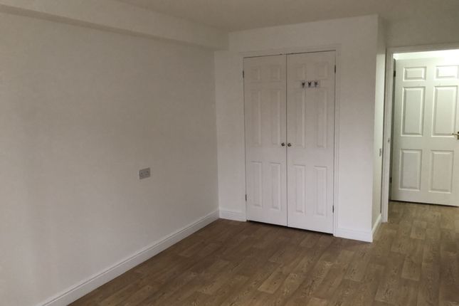 Duplex for sale in Cockfosters Road, Cockfosters
