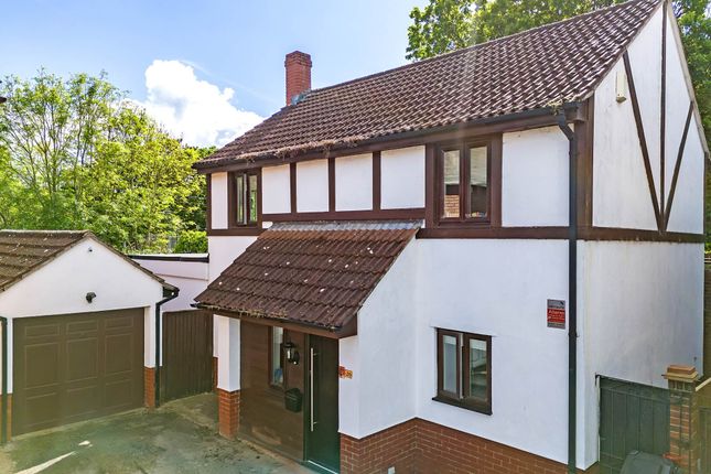 Thumbnail Detached house to rent in Fyfield Close, Brentwood