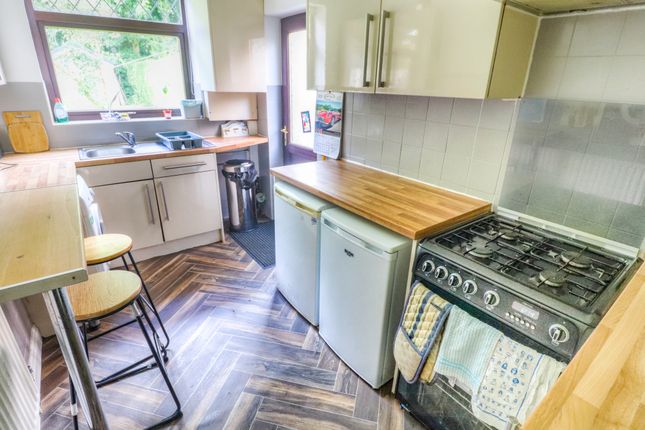 27, Adswood Old Hall Road, Cheadle Hulme photo 3