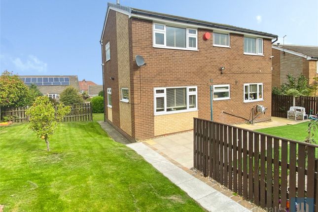 70, Henley Avenue, Dewsbury photo 2