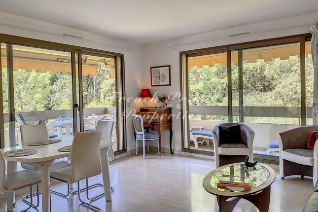 Apartment for sale in Juan-Les-Pins, 06160, France