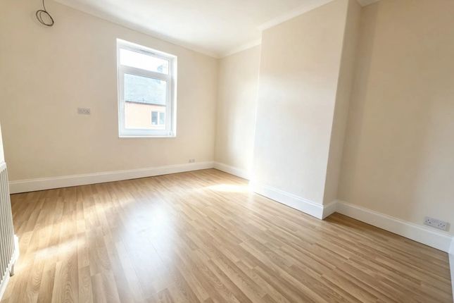 130 Main Street, Rotherham photo 5