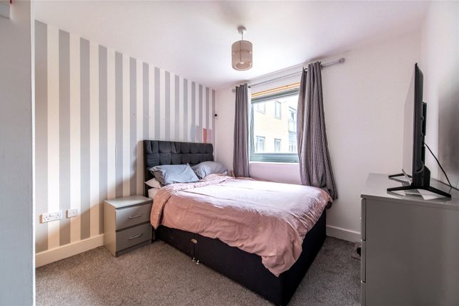 39 Wallis Place,, Hart Street, Kent photo 4