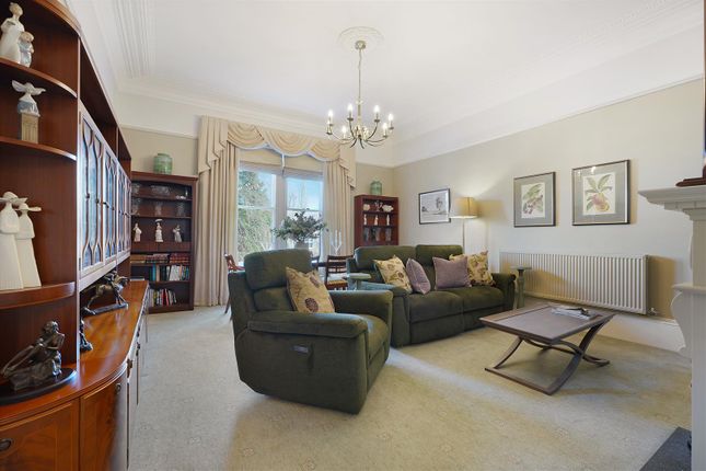 5, Ashgrove House, Trinity Road, Darlington photo 2