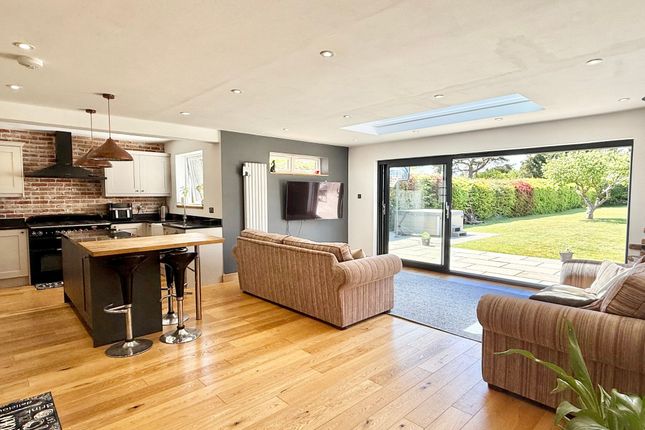 2 Green Lane, Southampton photo 2