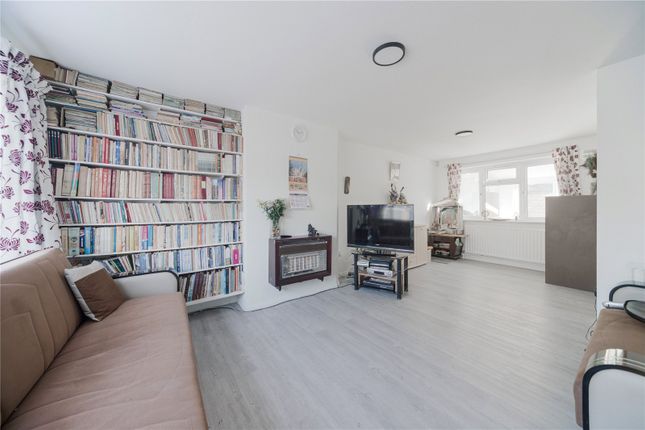 6, Martins Walk, London photo 2