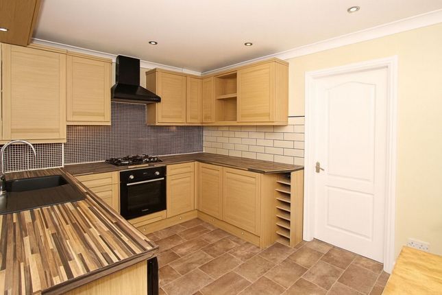 27, Birley Spa Drive, Sheffield photo 3