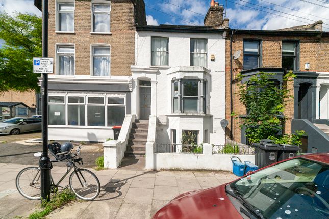 Thumbnail Maisonette to rent in Glyn Road, Clapton