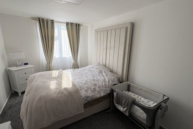 20 Langtree Close, Bransholme, Hull photo 5