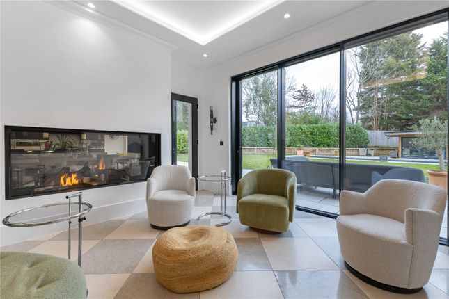 20, Oxshott Rise, Surrey photo 4